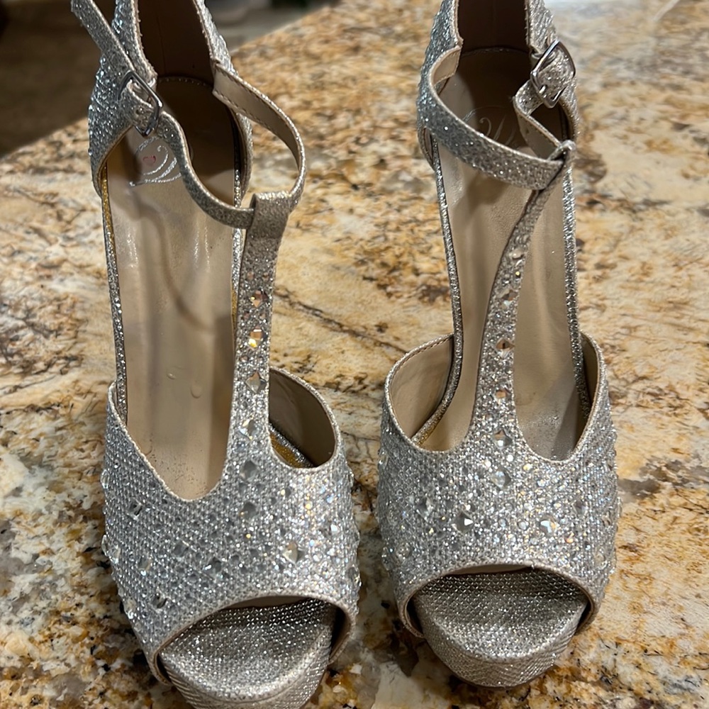 Sparkley heels. Good condition